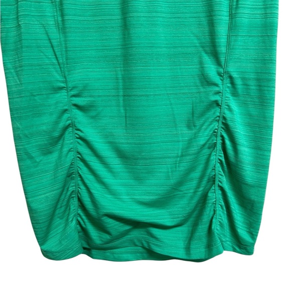 Athleta Green Pacifica Contoured 1/4 Zip Fitted Short Sleeve Tee Size L - Picture 5 of 7